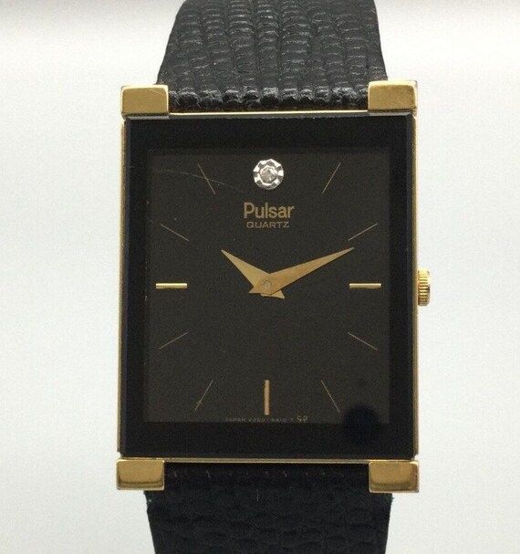Vintage Pulsar Watch Men Gold Tone Rectangle Y320-