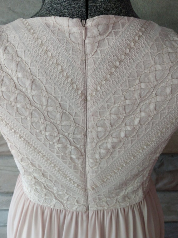 chinese dress ladies Gianni Bini Lace Tiered Midi Dress Size S  ReThreads.shop