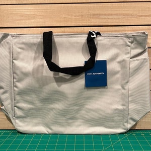 Port Authority B0750 Essential Tote - Stone