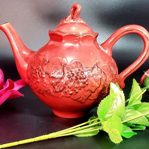 Beautiful vintage ceramic maroon tea pot