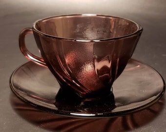 Set of 2 vintage Duralex France amethyst purple teacups & saucers in the Rivage swirl pattern. DWS 139
