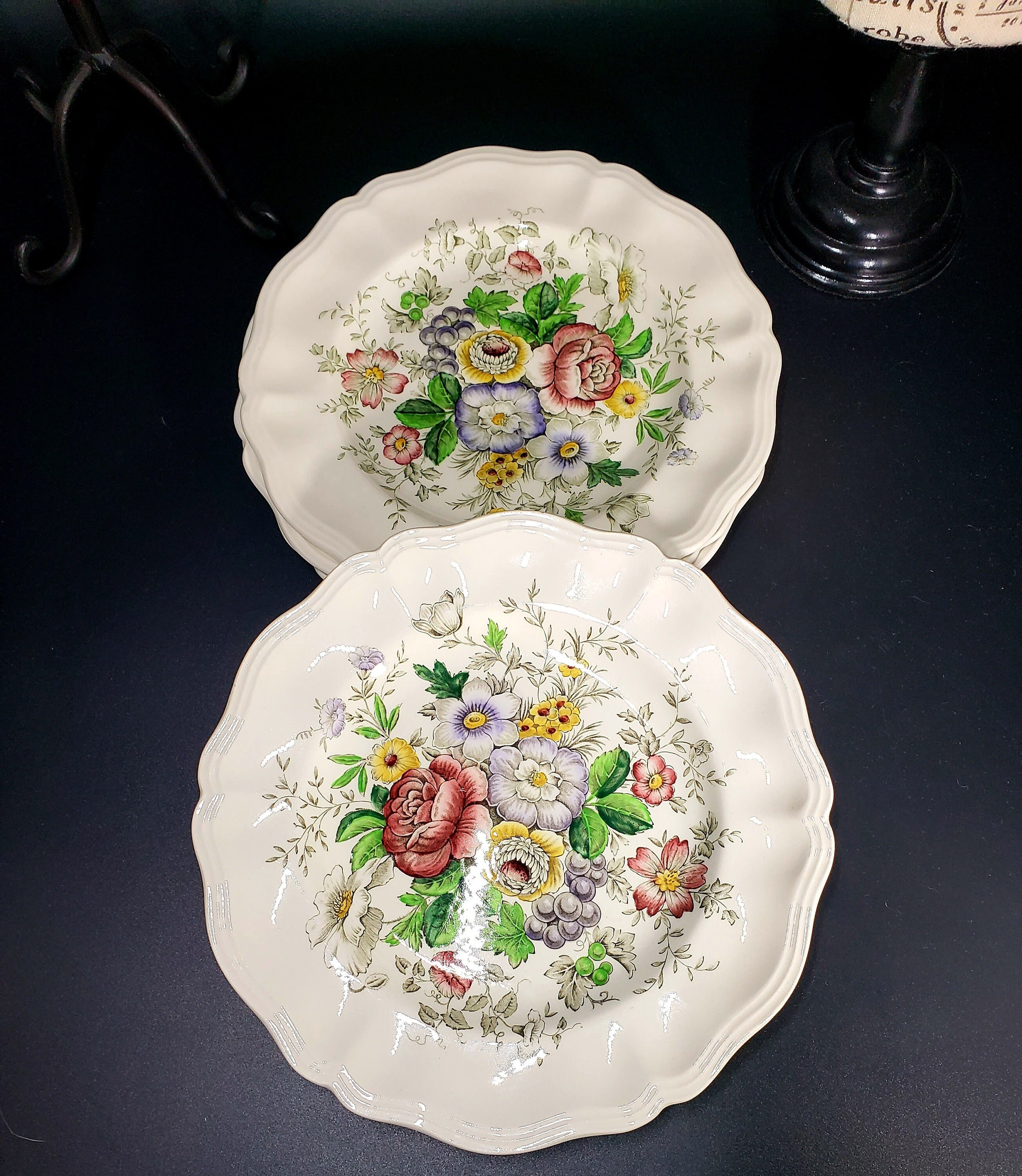 Set of Vintage Salad Plates Malvern Pattern by Royal Doulton