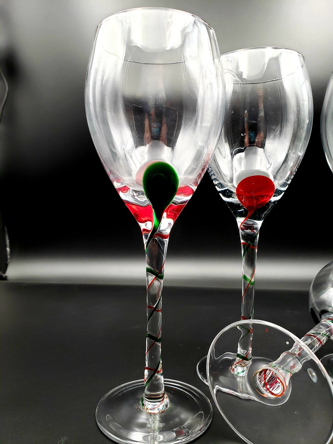 Set of 4 PIER 1 Red & Green Swirl Ribbon holiday wine glasses Etsy