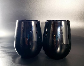 Set of 2 vintage black amethyst wine glasses tumblers 8oz