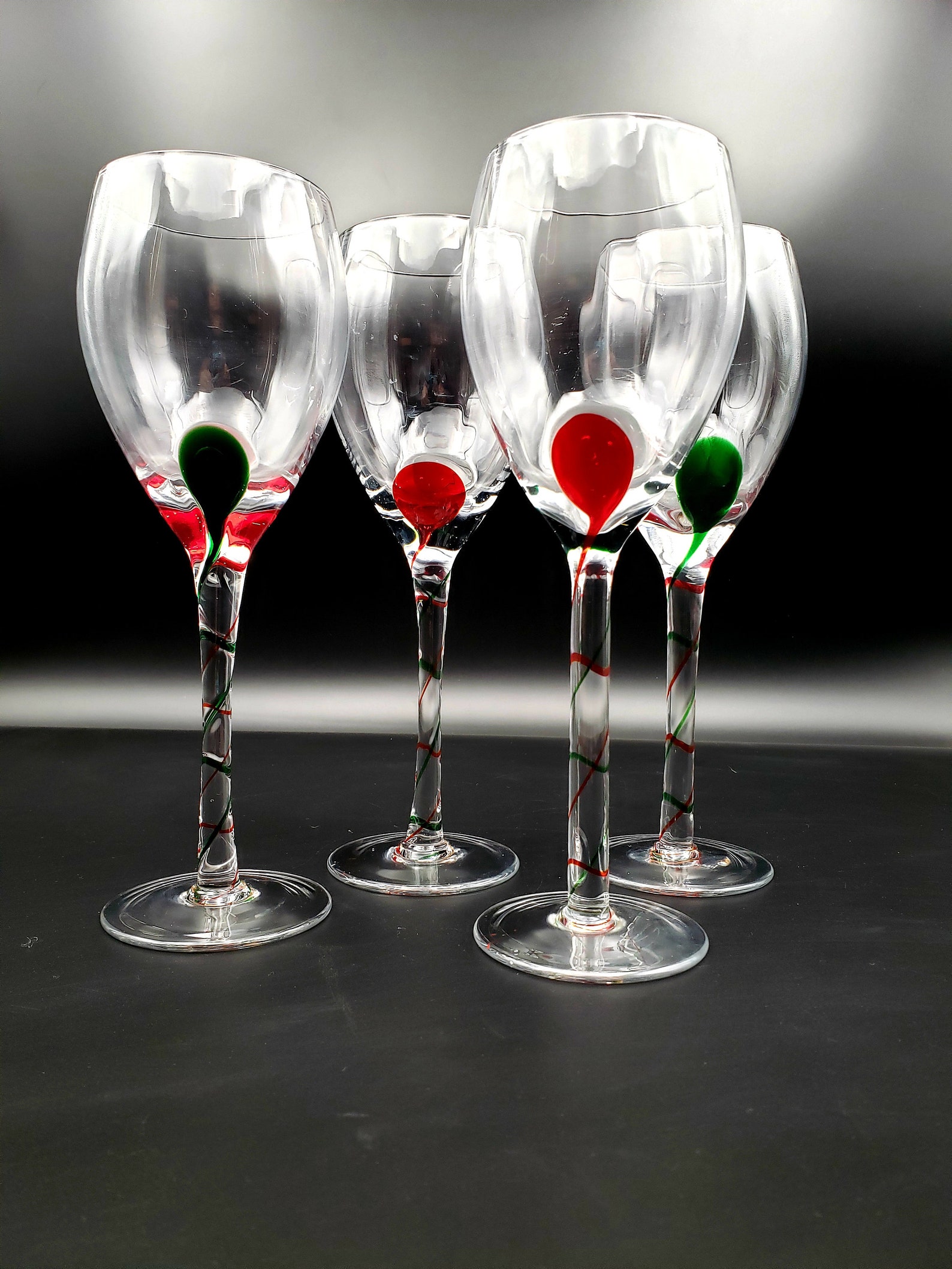 Set of 4 PIER 1 Red & Green Swirl Ribbon holiday wine glasses Etsy