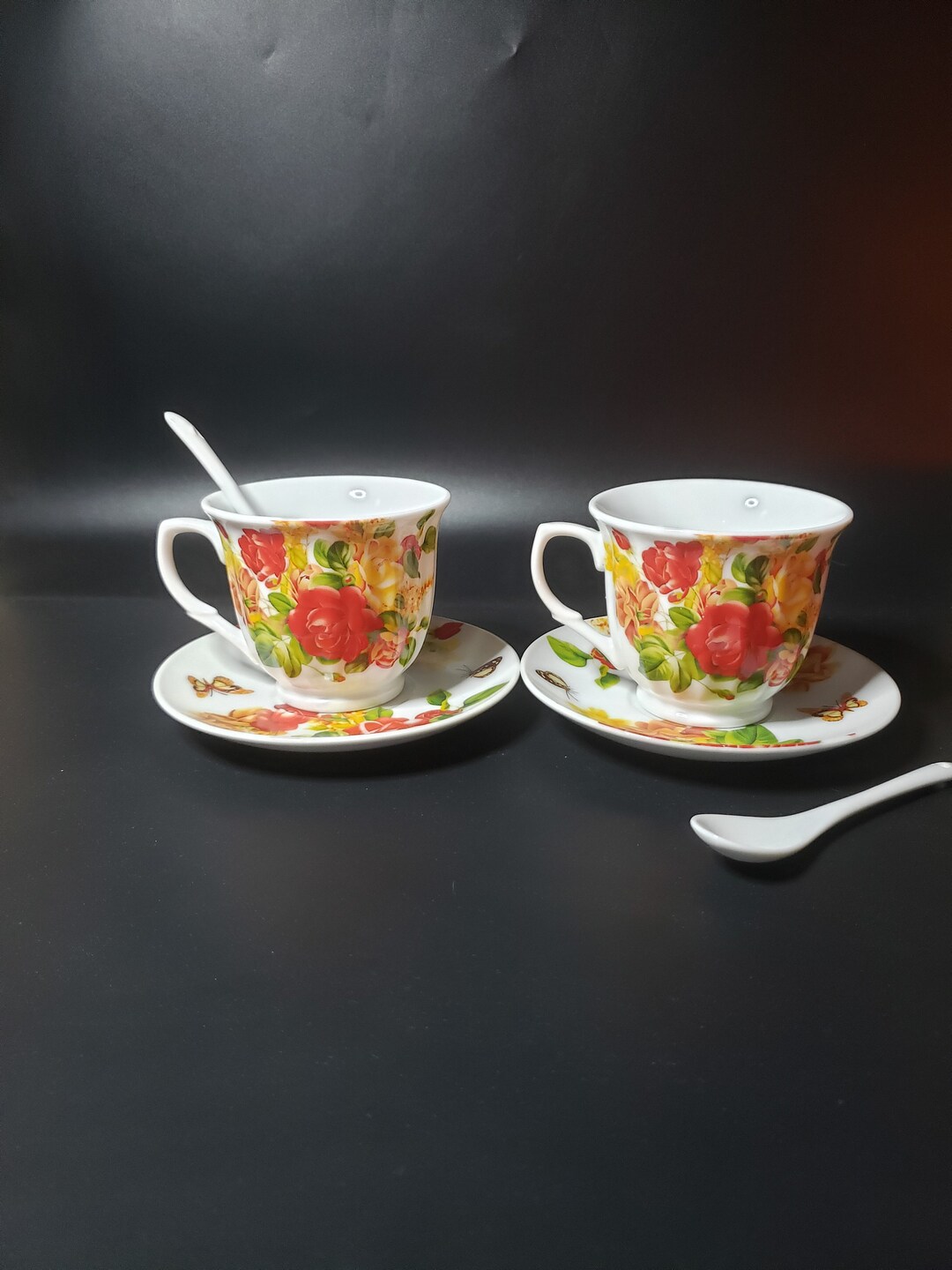 花柄デザインの磁器製ティー/コーヒーカップ、ソーサー、スプーンの