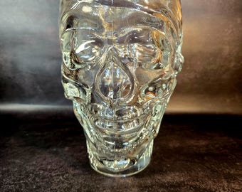 Vintage Treasure Island heavy clear glass skull by Luminarc