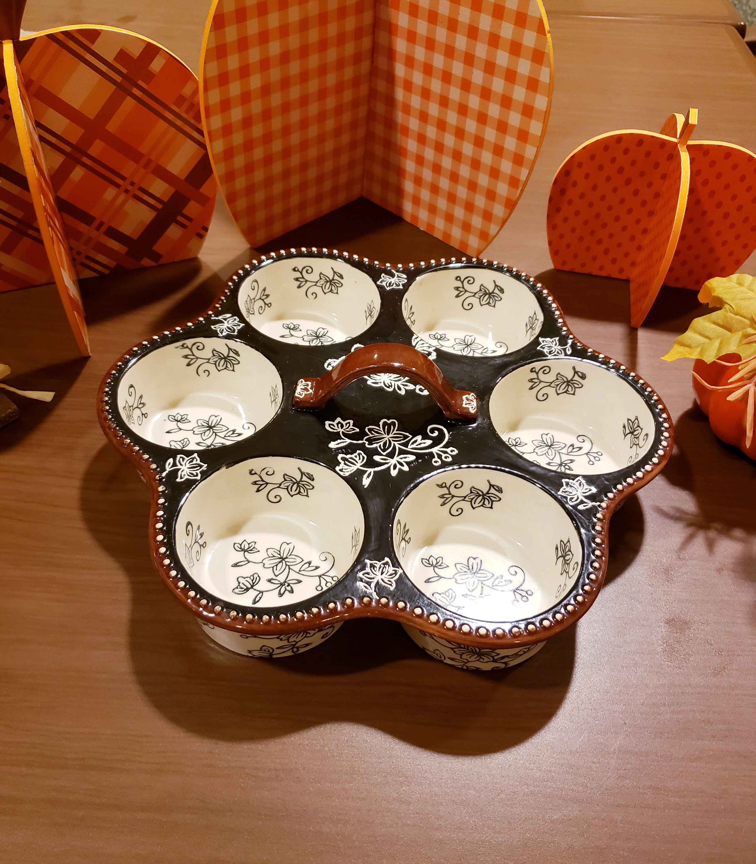 Temptations by Tara Old World Ceramic 6 Cupcake Muffin Pan
