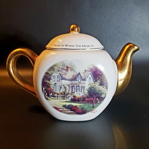 Samlarobjekt vintage Thomas Kinkade Teleflora - "Home Is Where The Heart Is" tekanna med guldkant.