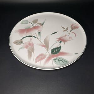 Vintage Tortenplatte mit Seidenblumen von Mikasa