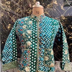 Beautiful Green Floral 100% Cotton Handmade Reversible Light Weight Quilted Short Jacket,Patchwork New Style Coat,Partywear OR Gift For Her