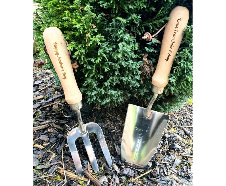 Personalised Garden Tools Engraved Gardening Fathers Day Gift Set Hand Trowel and Fork Dad Retirement Present Allotment Nana Retirement image 1