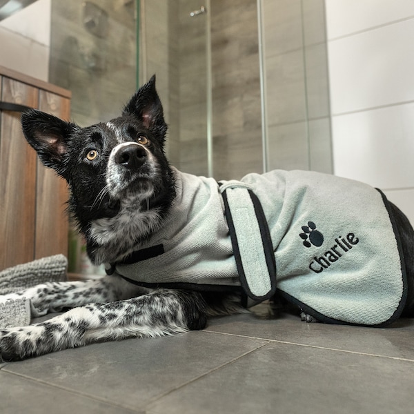 Personalised Dog Drying Coat Dressing Gown - Dog Drying Towel, Bath Robe, Adjustable Dry Robe bathrobe for dogs, Grey Black Gift