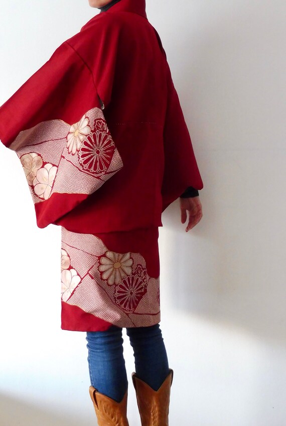 Kimono Garnet, Garnet embroidered kimono, Kimono e