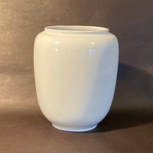 Rare Mid-Century Gerold Porzellan White Porcelain Vase