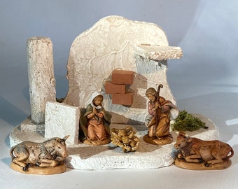 Outstanding Vintage 6-Piece Musical Fontanini Nativity with Original Box