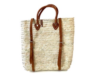 Ibiza style beach bag backpack made of palm fibers with leather handles and leather buckles. Picnic basket large basket bag Ibiza basket from cano-flow