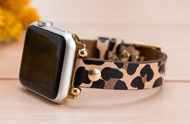 fitbit versa leopard band