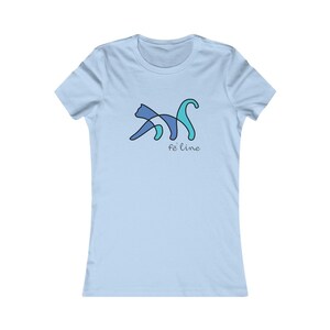 Feline Women&#39;s T-shirt