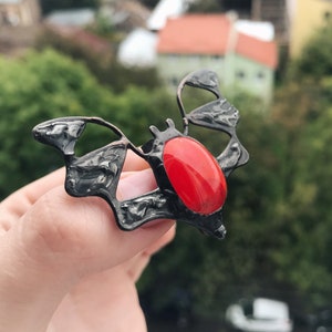 Halloween Brooch tarantula beetle Gift Stained Glass Broach Accessories Imitation Jewelry Pin Badge Mothers Gift Woman Girl Man Boys Animal