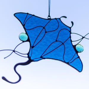 Stingray Stained Glass Suncatcher. Blue Sun Catcher Mini Manta Home House Decor. Ocean Window Wall Decoration Sea Art