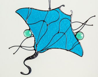 Vitrail Suncatcher Stingray. Décoration de maison Mini Manta attrape-soleil bleu. Pendentif décoration murale fenêtre océan