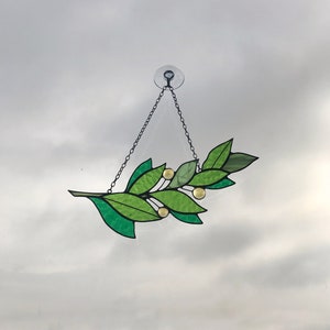 Stained Glass Green Laurel Branch Tiffany Suncatcher Leaf Home Decor Art Window Wall Nature Ornament grandma gift Decorations Hanging