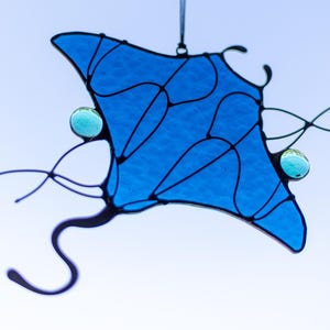 Stained Glass Suncatcher Stingray. Blue Sun Catcher Mini Manta Home House Decor. Ocean Window Wall Decoration