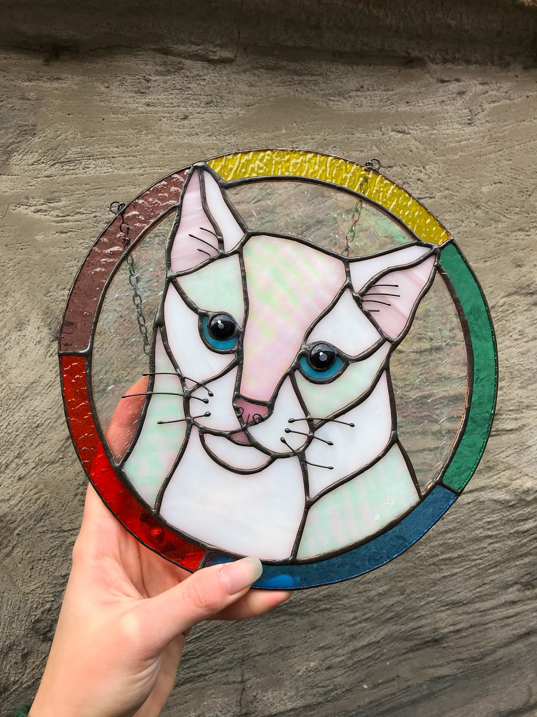 Aangepaste kat portret kunst Suncatcher, huisdier ornament gedenkteken  gebrandschilderd glas gezicht foto cadeau thuis huis decor raam muur  hangende hond - Etsy België, image size:2250x3000