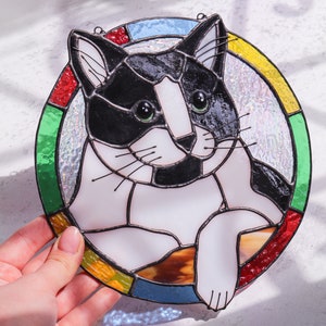 Custom Cat Portrait Art Suncatcher, Pet ornament Memorial Stained Glass Face Picture Gift Home House Decor Window Wall Hanging Dog