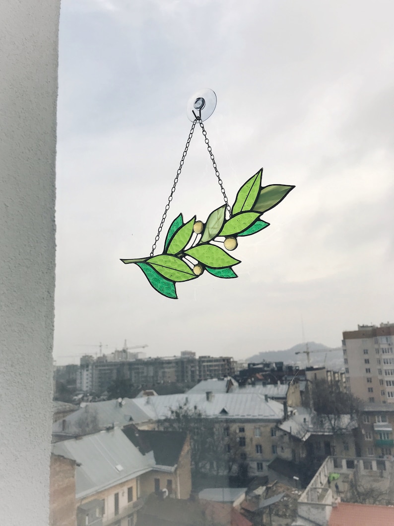 Stained Glass Green Laurel Branch Tiffany Suncatcher Leaf Home Decor Art Window Wall Nature Ornament grandma gift Decorations Hanging