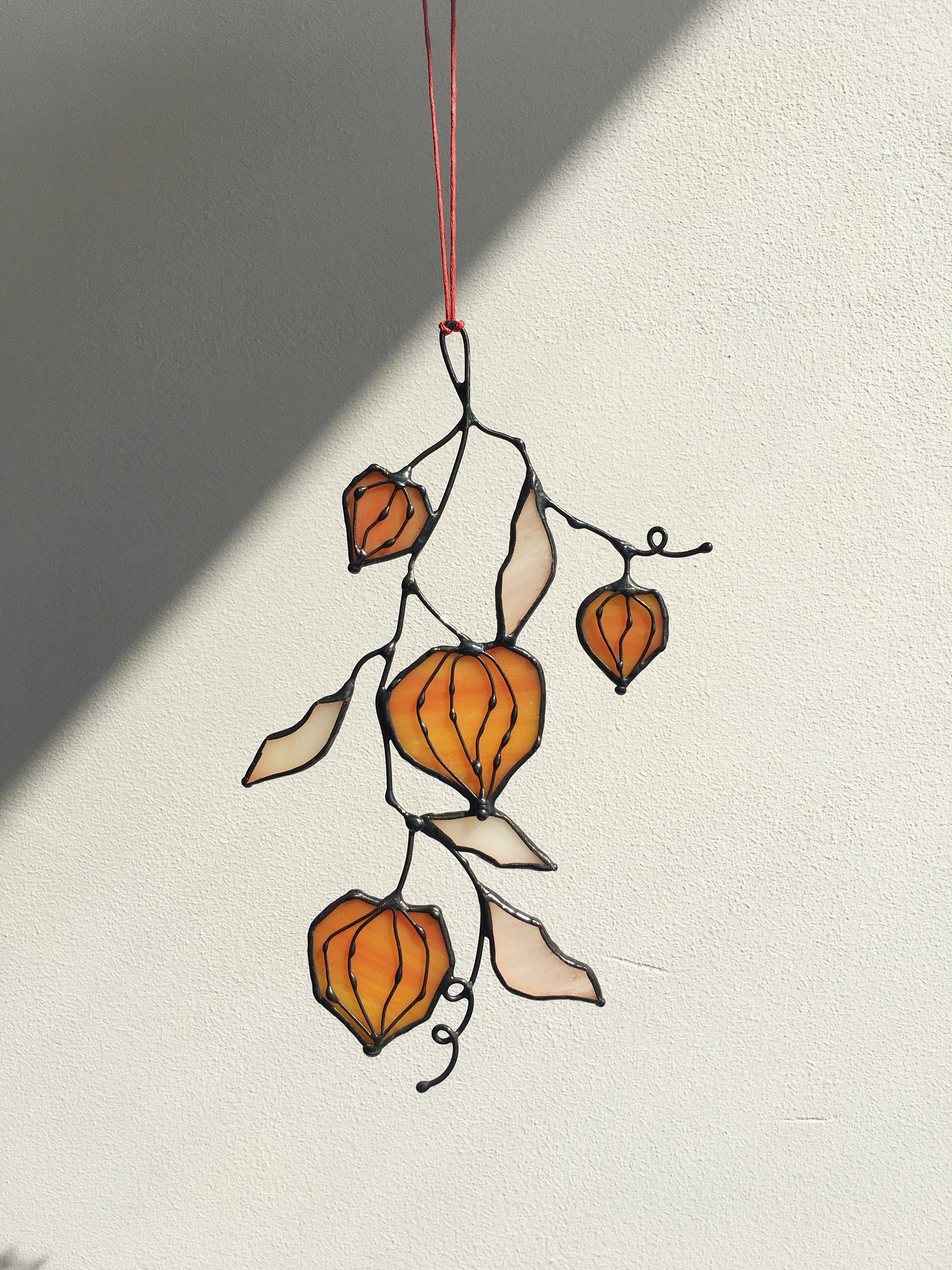 vitrail cerisier d'hiver feuille d'oranger brindille branche automne attrape-soleil décoration d'intérieur art fenêtre tenture murale nature