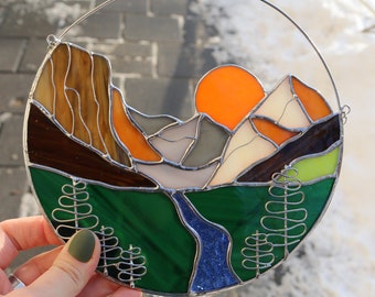 Acchiappasole In Vetro Colorato Con Scena Invernale | Decorazione Da Finestra Con Montagne E Alberi | Regalo Donna Compleanno 24,9 Cm