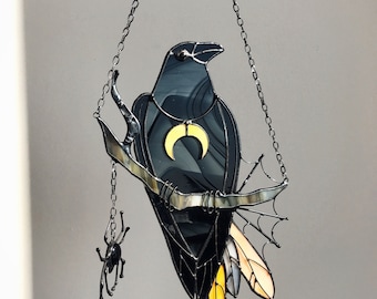 Raven Stained Glass Suncatcher – Gothic Crow Window Hanging for Witch Altar or Pagan Home – Halloween Decor Gift