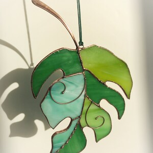 Stained Glass Green Monstera Suncatcher Leaf Gift Home Decor Garden Window Wall Mothers Gift Window Art Cling Ornament