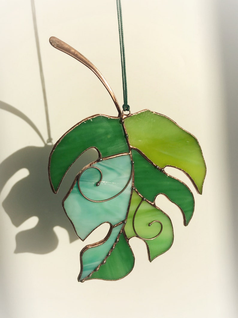 Stained Glass Green Monstera Suncatcher Leaf Gift Home Decor Garden Window Wall Mothers Gift Window Art Cling Ornament