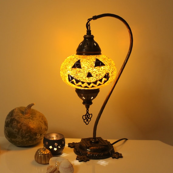 Led Lantern Lamp, Pumpkin Lantern, Vintage Candle, Home Supplies