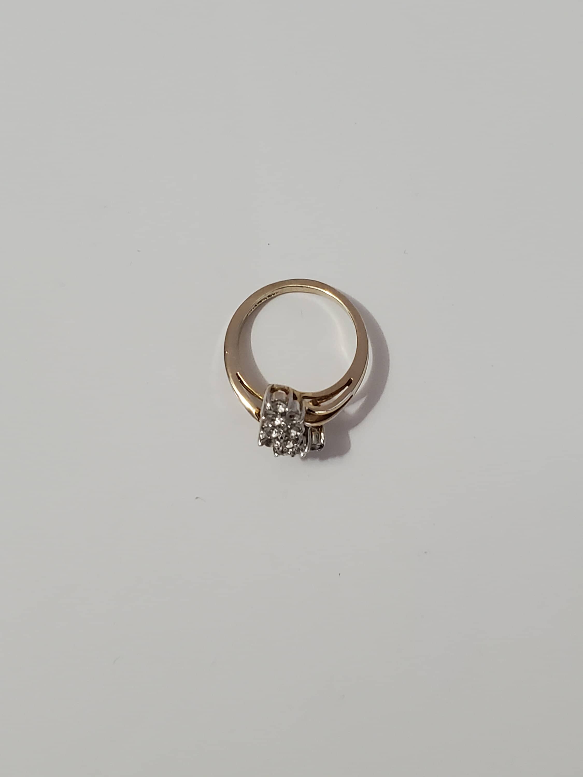 ESPO 14 KT GE Gold Tone Multi White Faux Gemstone Vintage Ring