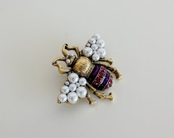 Purple Elegant brooch pin Pearl vintage bestseller