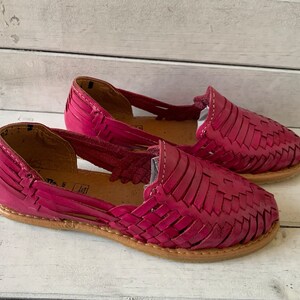 luz huarache sandals