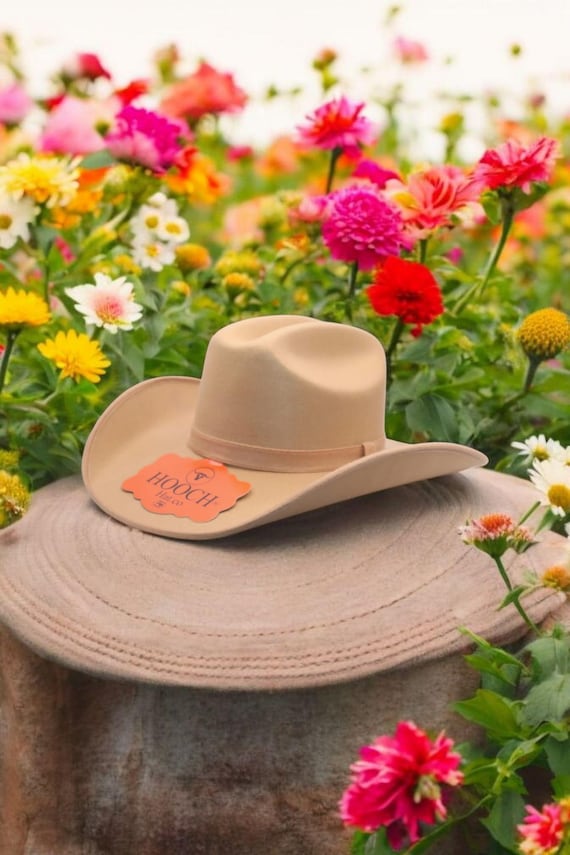 Women's Faux Felt Cowgirl Hat | Vegan Suede Western Hat | Multiple Color Options | Boho Festival Hat | Rodeo Concert Outfit Light Brown
