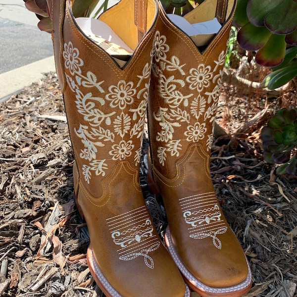 Women cowgirl cowboy honey square toe leather Boots