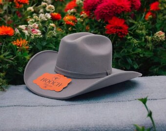 Women's Faux Felt Cowgirl Hat | Vegan Suede Western Hat | Multiple Color Options | Boho Festival Hat | Rodeo Concert Outfit Gray