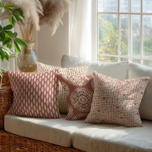 Funda de almohada de mezcla de lino color óxido: decoración ecléctica bohemia