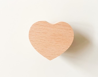 Heart-shaped furniture handle made of wood, simple decoration, furnishings, children's room, Hemnes chest of drawers, changing table, baby room, furniture knob, door handle