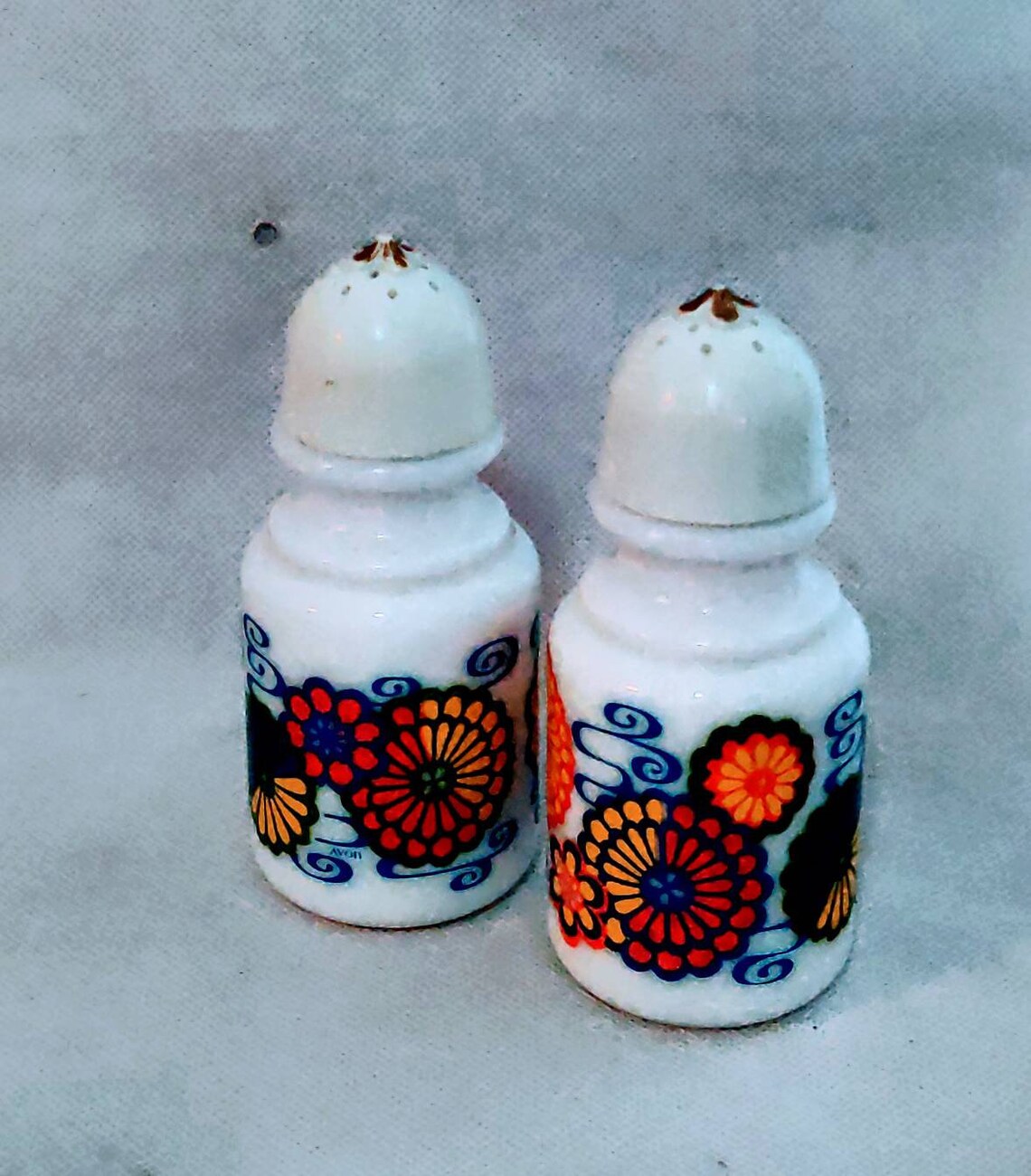 Vintage Avon Milk Glass Salt & Pepper Shakers 1970 Hippie Etsy