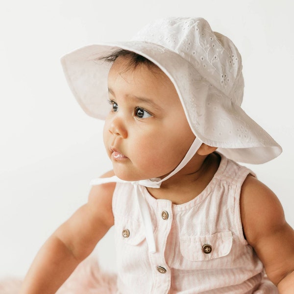 Baby Beach Hat, White Eyelet Baby Sun Hat, Sun Protection Baby Infant, Toddler Sunhat, Baby Sun Bonnet, Newborn Sun Hat, Baby Bonnet Girl