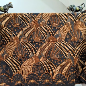 Batik Tulis Solo, Hand Drawn Indonesian Batik, Sogan Java with Peacock Design, Handwritten Javanese Batik, Indonesian Batik Tulis Fabric
