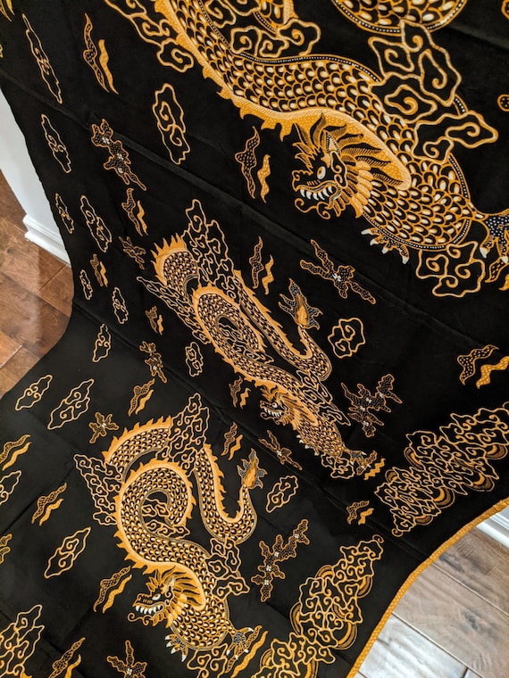 Hand Batiked Aquarium Sarongs Black Background Hand Batiked Aquarium Sarongs Black Background