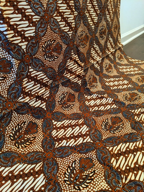 Indonesian Batik Fabric, Traditional Javanese Wedding Sarong Batik Sogan  Sido Mukti -  Israel